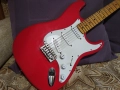 Електрическа китара с мейпъл гриф, снимка 2