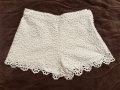 Страхотни панталонки с дантела, снимка 1