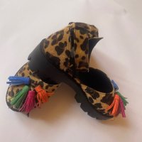 Уникални леопардови обувки, снимка 4 - Дамски ежедневни обувки - 41427228