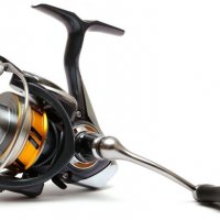 Макара за риболов на спининг и плувка с 10 лагера Daiwa REGAL LT 2500 и 3000, снимка 4 - Макари - 34443590