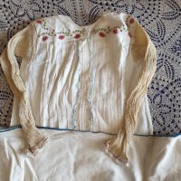 Автентична риза от народна носия, снимка 2 - Антикварни и старинни предмети - 41342446