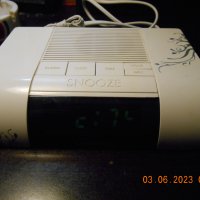 Grundig KSC 30-2 White - radio clock alarm, снимка 1 - Други - 40981632
