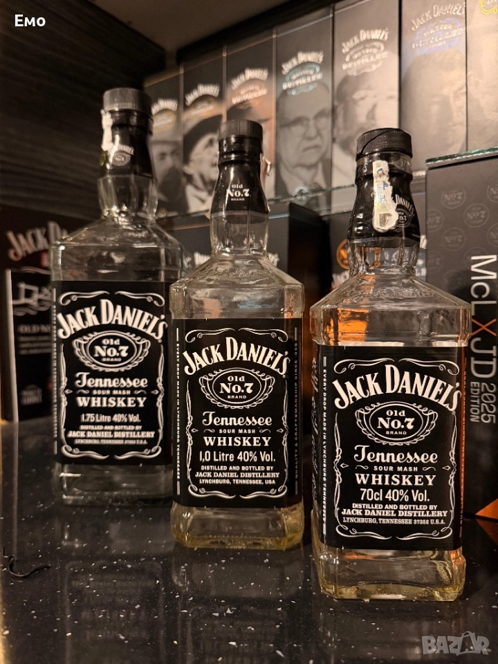 Празни бутилки от Джак Даниелс, снимка 1