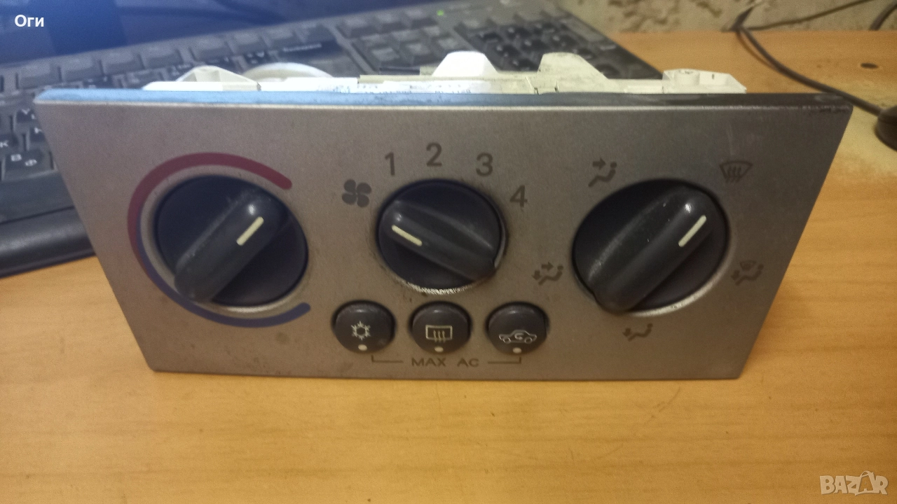 Панел климатик за Опел Мерива 13 191 583, снимка 1