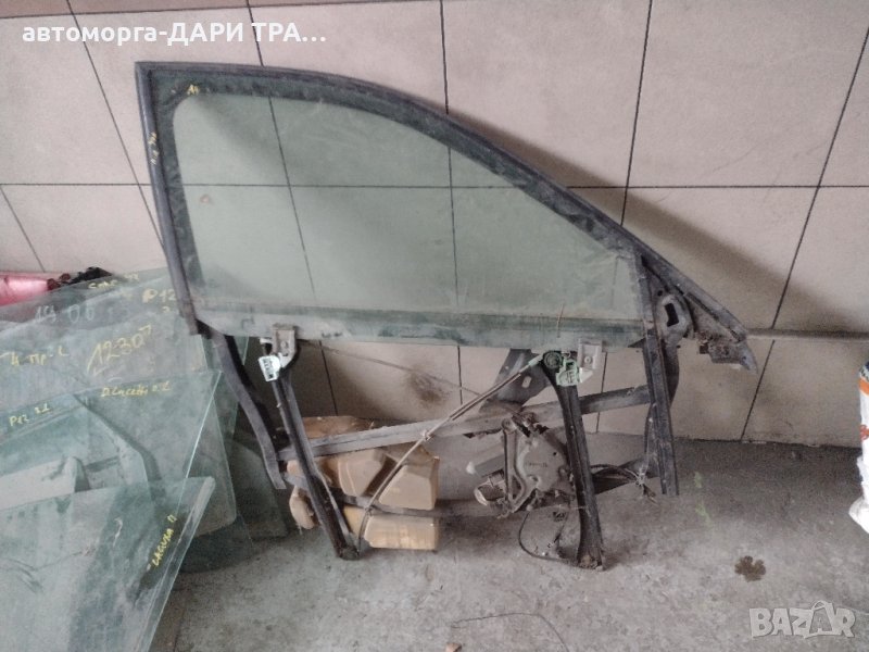 стъклоповдигач за Ауди А4 Б5 преден десен, снимка 1
