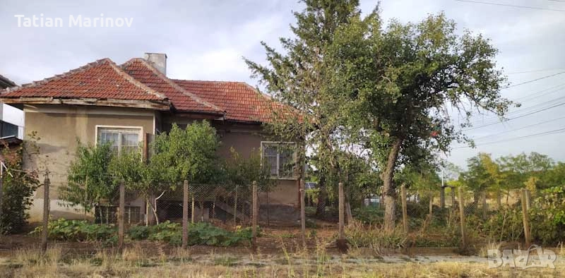Къща с двор в Бяла Слатина, снимка 1