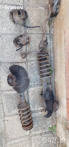 Окачване амортисьори ляв десен шенкел колове предни спирачни апарати  супорти  бмв е34 525 бензин , снимка 1