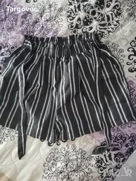 Дамски къси панталони , снимка 1