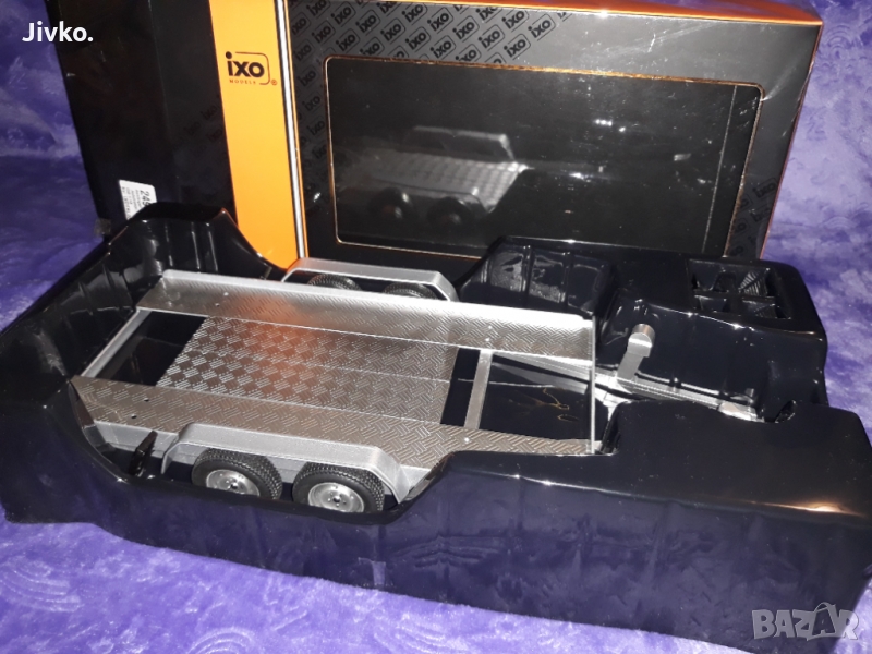 Ixo Platform Autotrailer Single car 1.18 , снимка 1
