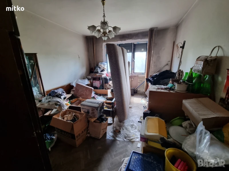 Хамалски Услуги почистване на апартаменти тавани мазета и къртене чистене и Извозване на стари мебел, снимка 1