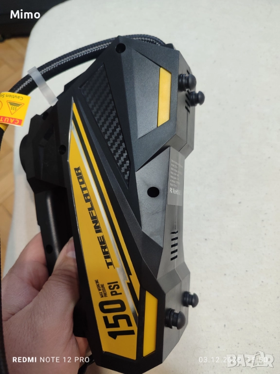 Преносим автомобилен компресор 12 волта, снимка 1