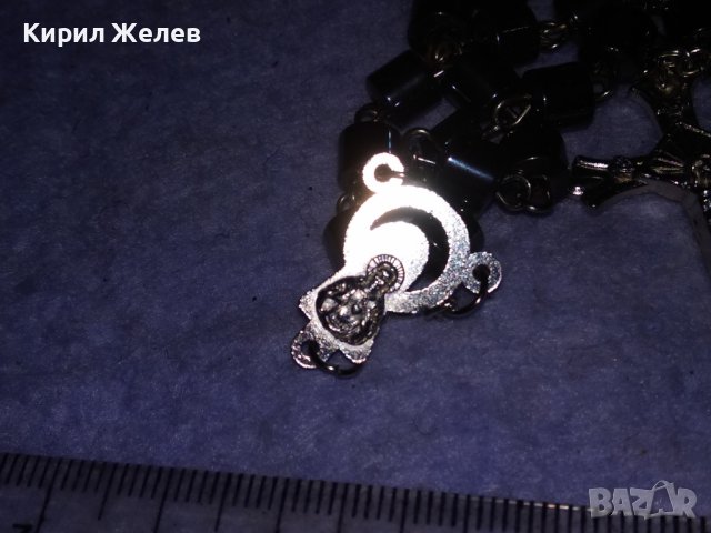 РИМОКАТОЛИЧЕСКА ОГЪРЛИЦА МОЛИТВЕНА БРОЕНИЦА ХЕМАТИТ със СРЕБРИСТИ РАЗПЯТИЕ и ДВУСТРАННА ИКОНКА 26358, снимка 6 - Колиета, медальони, синджири - 41389361