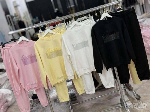 дамски екипи guess , снимка 4 - Спортни екипи - 51916059