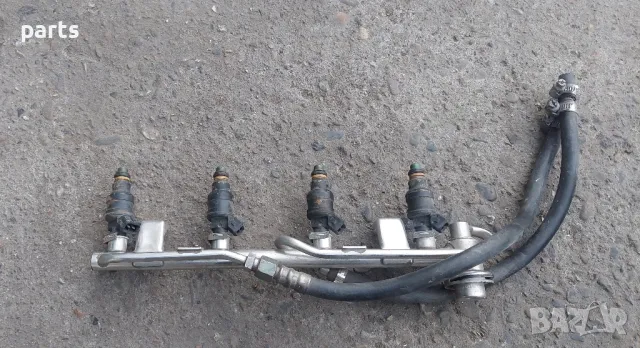 Горивна Рейка и Дюзи 1.8 - 2.0 Бензин Ауди А4 Б6 N:3777
- VW - 058133681, снимка 7 - Части - 48724086