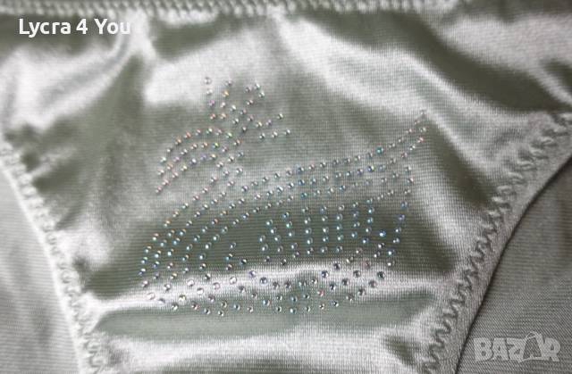 M/L сатенена бикина с ниска талия в цвят мента, снимка 2 - Бельо - 52555267