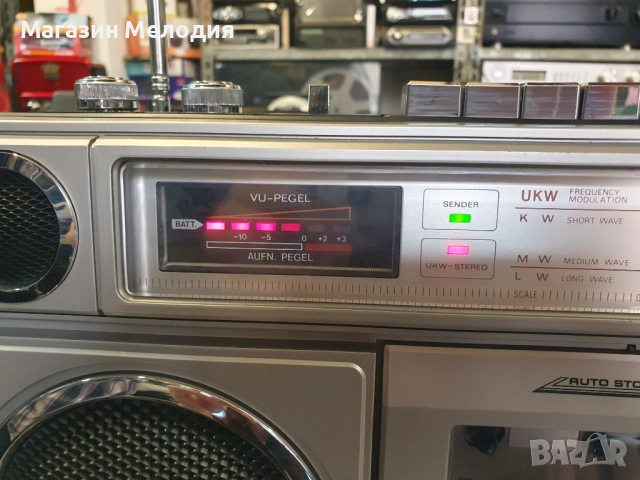 Радиокасетофон INTERFUNK IF 1881 В отлично техническо и визуално състояние., снимка 3 - Радиокасетофони, транзистори - 26401329