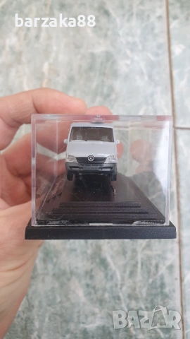 Макет Mercedes Sprinter 3 броя, снимка 5 - Колекции - 53438831