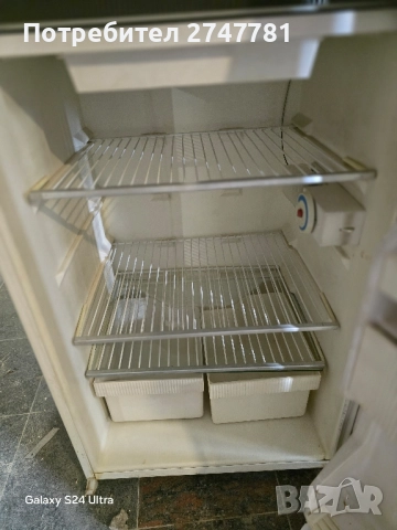 хладилник с камера, снимка 3 - Хладилници - 52556533