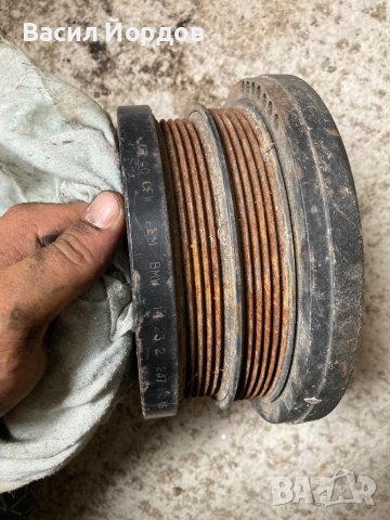 Демпферна шайба/Ремъчна Шайба за BMW 3.0 d 184 / 11 23 2 247 890 N5 / , снимка 2 - Части - 41843648