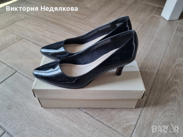 Обувки Clarks, естествен лак, снимка 1
