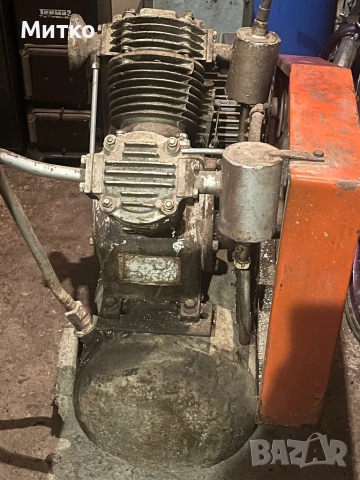 Компресор УК25, снимка 8 - Други машини и части - 51671118