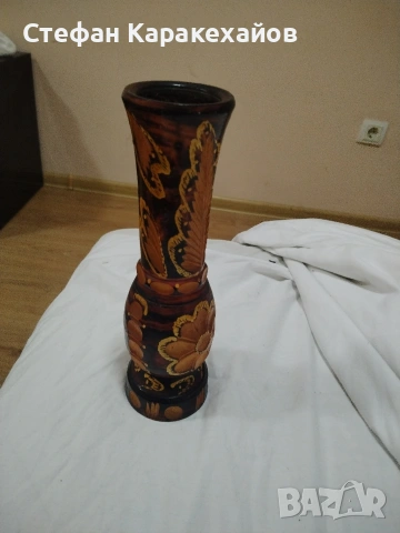 Ваза, дърворезба 