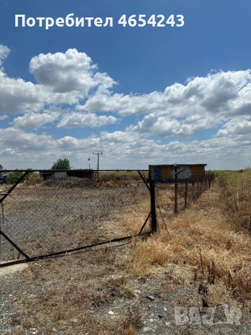 Парцел с лице 40 м на асвалтов главен път 