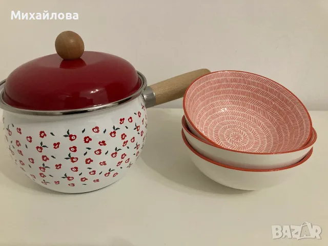 Очарователен кухненски комплект в ретро стил- тенджера с три купи, снимка 2 - Други - 56191659