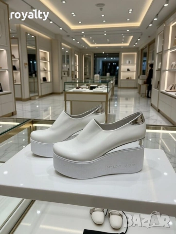 Обувки на платформа - бяла кожа и лак, снимка 5 - Дамски ежедневни обувки - 53705408