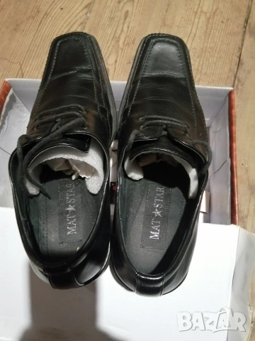 Мъжки официални обувки 43 номер, снимка 2 - Официални обувки - 53654319