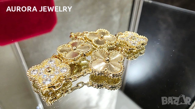 Van Cleef & Arpels VCA Gold Clear and Diamond 5 Motifs Vintage Alhambra Дамска Гривна, снимка 9 - Гривни - 53405562