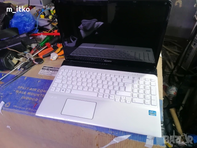 Лаптоп Sony – SVE151J11M