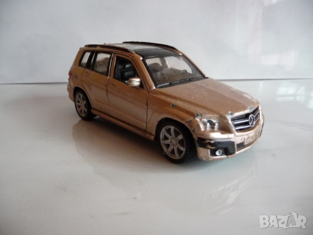 Mercedes Benz GLK Class колекционерска количка Mercedes джип, снимка 2 - Колекции - 44518945