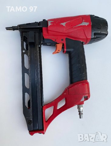 HAUBOLD PN 6040 - Професионален пневматичен такер за скоби (телбод), снимка 3 - Други инструменти - 41540834