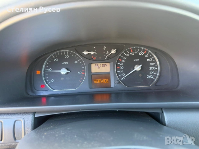  renault Laguna 1.9 DTI 120кс - цена 1 130 евро -- колата e регистрирана , с нова застраховка за 3 м, снимка 11 - Автомобили и джипове - 53786199