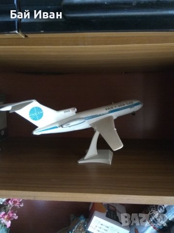 МАКЕТИ НА САМОЛЕТИ, снимка 5 - Коли, камиони, мотори, писти - 44463773
