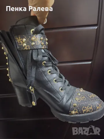 боти guess , снимка 3 - Дамски боти - 47684826