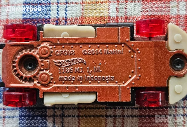 Лот от 7 офроуд колички Matchbox и Hot Wheels (Desert Series), снимка 11 - Коли, камиони, мотори, писти - 56059231