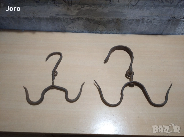 ченгели, часовник ,етажерки и часовник