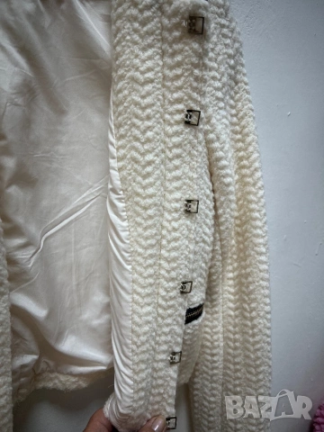 Вълнено сако, снимка 6 - Сака - 53504178