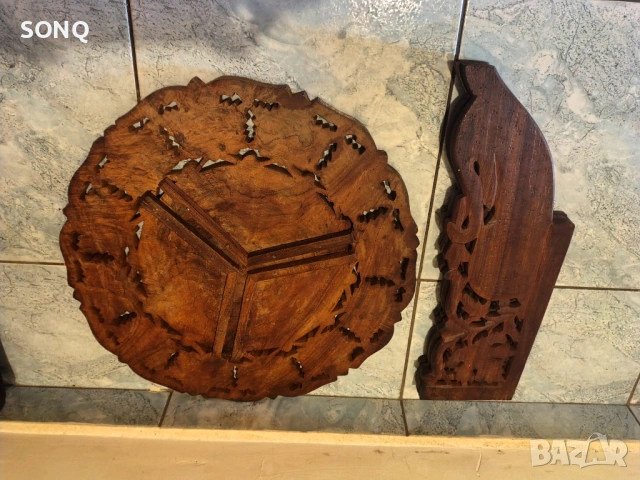 Прекрасна Дървена Масичка-Дърворезба, снимка 8 - Антикварни и старинни предмети - 53731802
