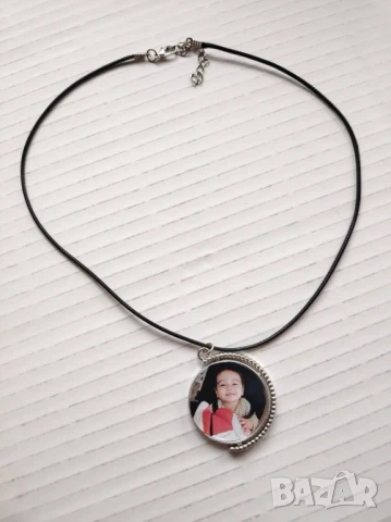 Колие със снимка   