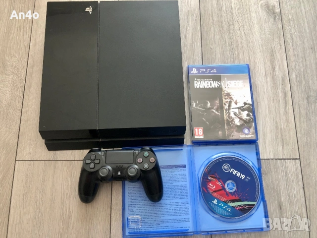 Playstation 4 с джойстик и два диска PS4