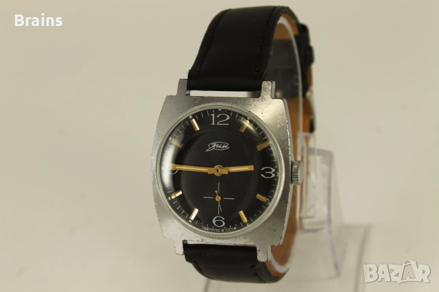 1970's ЗИМ Стар Руски Ръчен Часовник