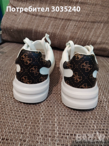 Дамски сникърси GUESS, снимка 3 - Кецове - 52846275