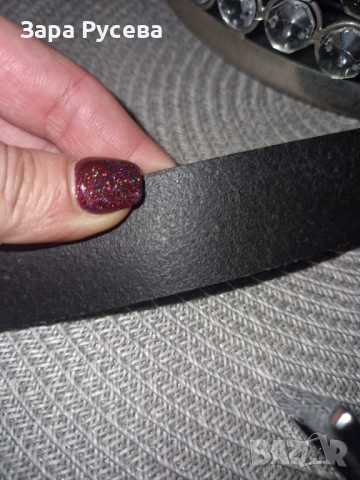 Prada естествена кожа кола, снимка 3 - Колани - 52751140