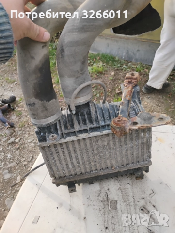 Интеркулер тойота Авенсис , снимка 2 - Части - 52558478