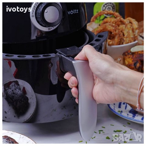 Фритюрник с горещ въздух Air Fryer Voltz/Rosberg V51980C, 1600W, 2.6 литра, 80°C~200°C, Таймер, снимка 3 - Фритюрници - 41919502