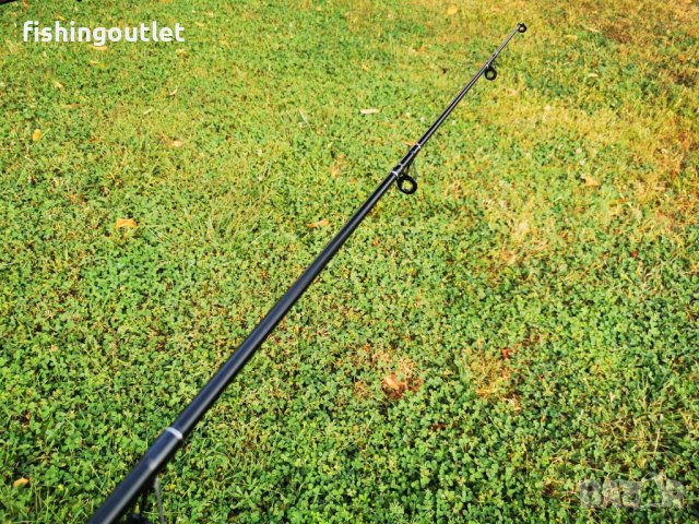 Комплект две дънни въдици с акция до 400гр и две макари YF 10 000.Нови, снимка 7 - Въдици - 34177206