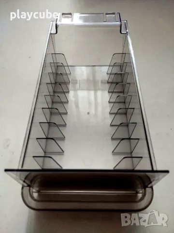 Чекмедже за аудио касети от Касетник